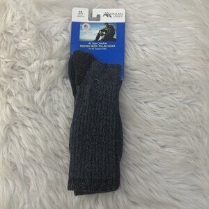 Mountain Lodge Merino Wool Blend 71% Outdoor hiking socks gray 9-12
